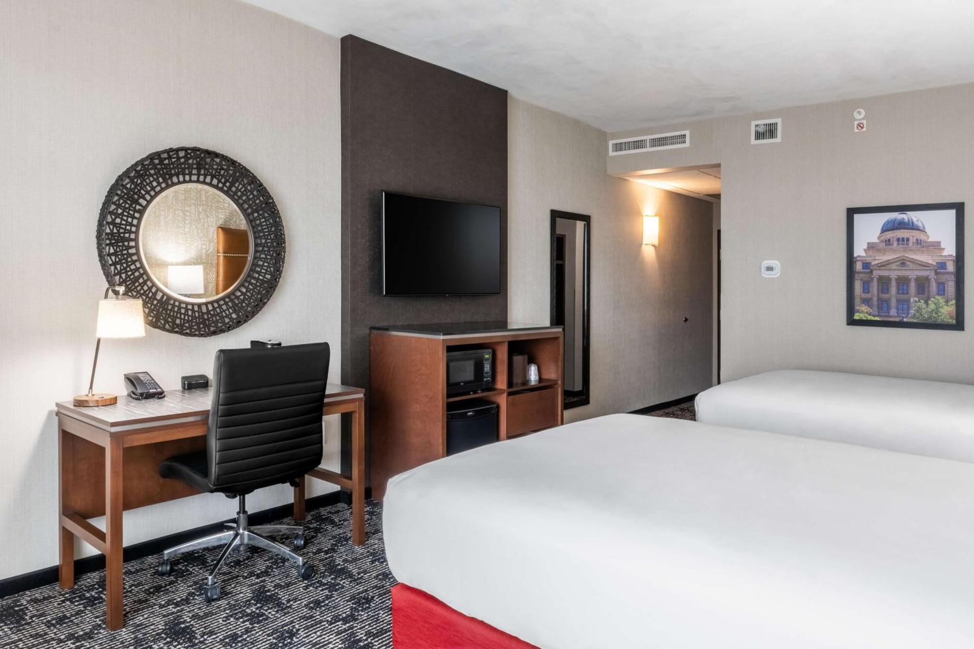 Drury Plaza Hotel College Station Extérieur photo