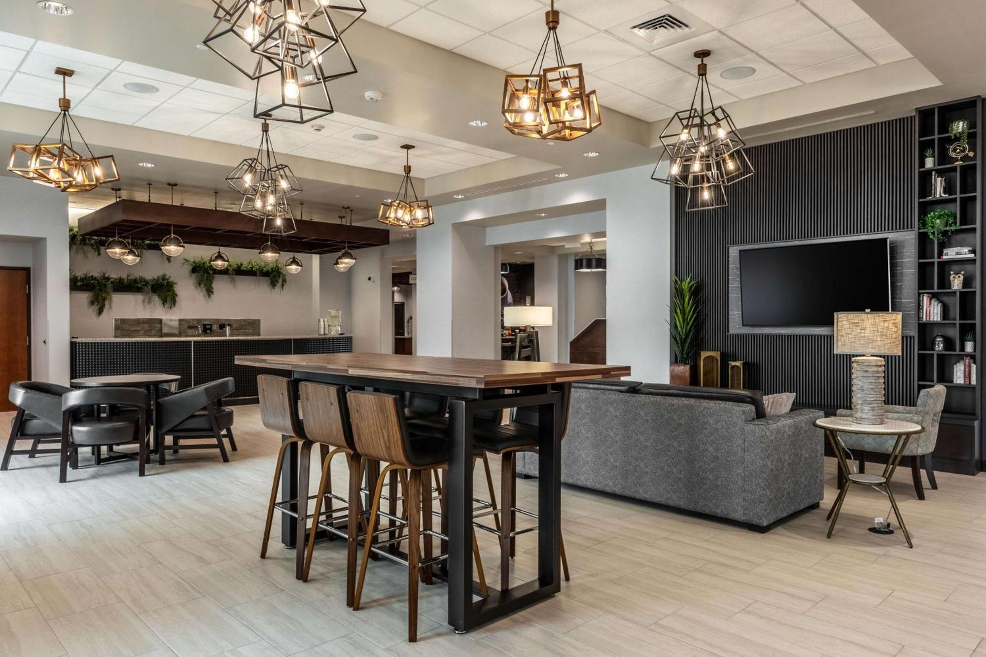 Drury Plaza Hotel College Station Extérieur photo